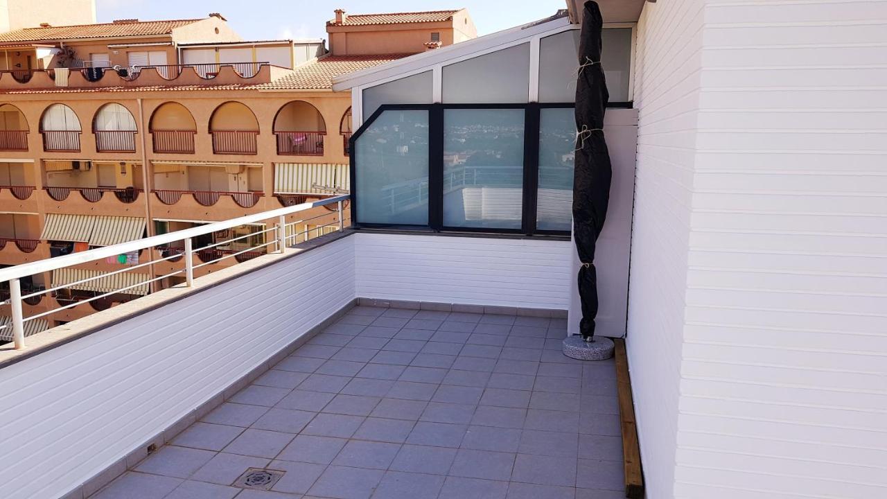 Апартаменти Atico Aqua Peniscola, 1ª Linea De Playa, Parking Y Piscina Екстер'єр фото